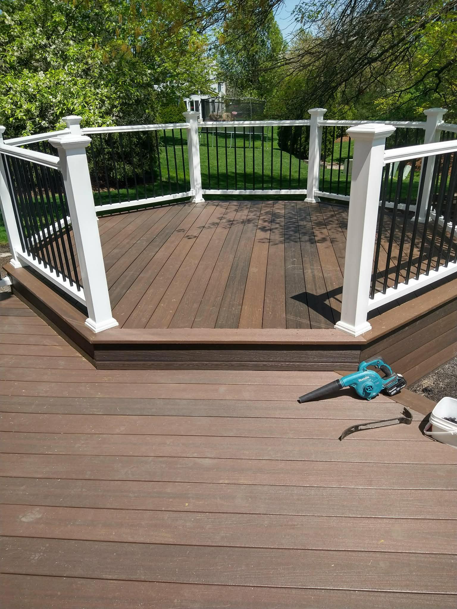 Porches & Outdoor photo 1