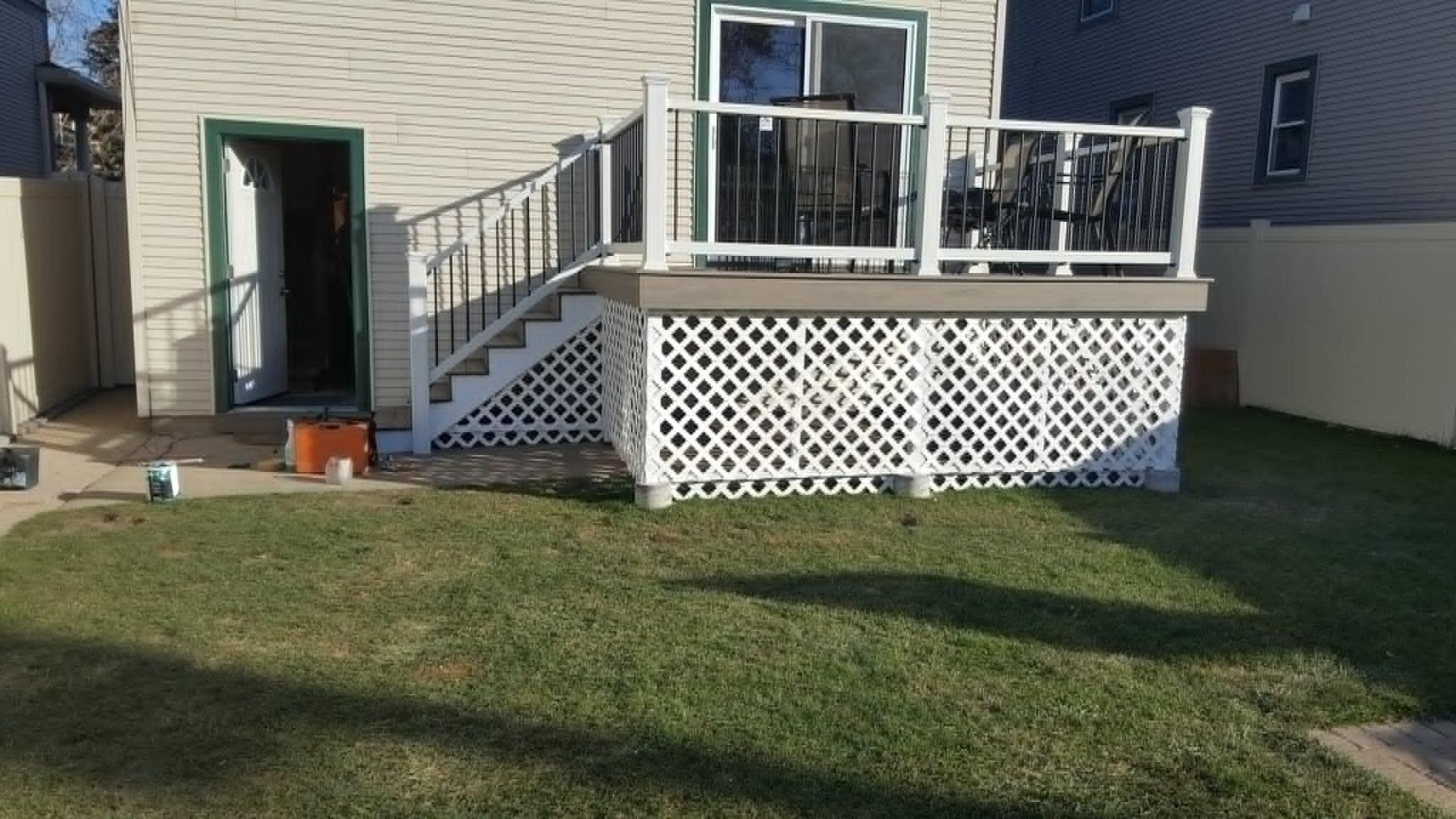 Porches & Outdoor photo 2